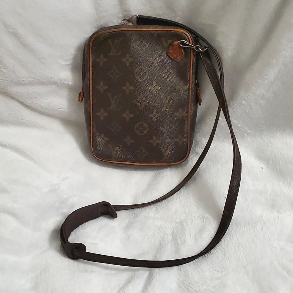 Louis Vuitton Monogram Crossbody Purse